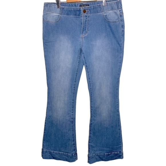 Retro Flare Leg Jeans Mid Rise Sz 12 Boho Light Blue Stretch Denim - Picture 1 of 9